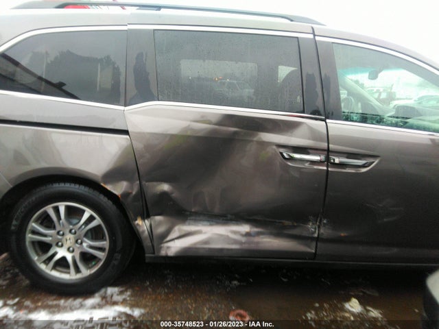 2011 HONDA ODYSSEY EX-L VIN: 5FNRL5H6XBB073238