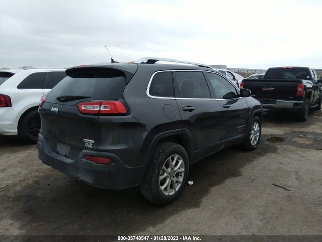 1C4PJLCB3EW194313 Jeep Cherokee Latitude