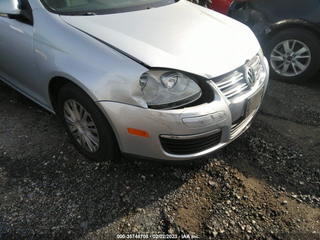 3VWJZ7AJXAM064018 Volkswagen Jetta Sedan S