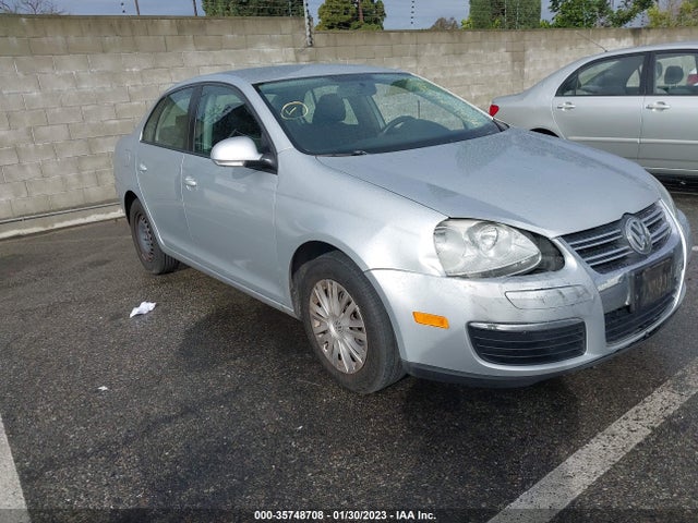 3VWJZ7AJXAM064018 Volkswagen Jetta Sedan S