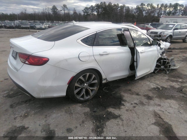 Chrysler 200 C 2015 1C3CCCCG4FN581095 Image 4