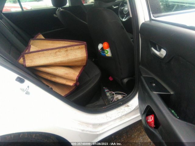 3KPA24ABXKE184671 KIA RIO LX