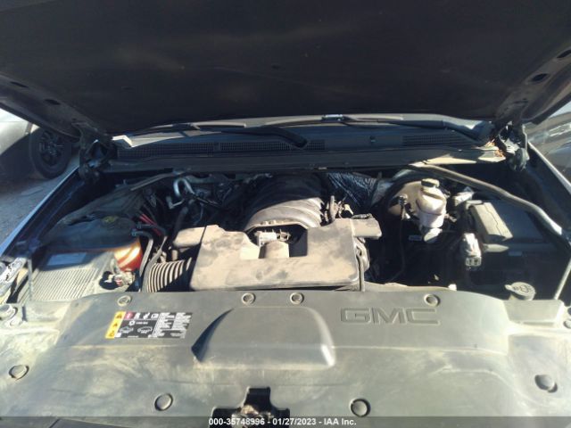 1GKS1GKC6JR320821 GMC Yukon Xl Slt