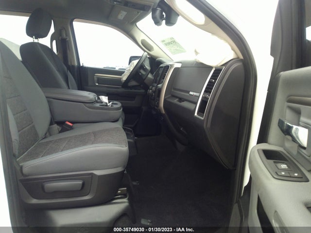2016 Ram 1500, VIN: 1C6RR6LG3GS221297