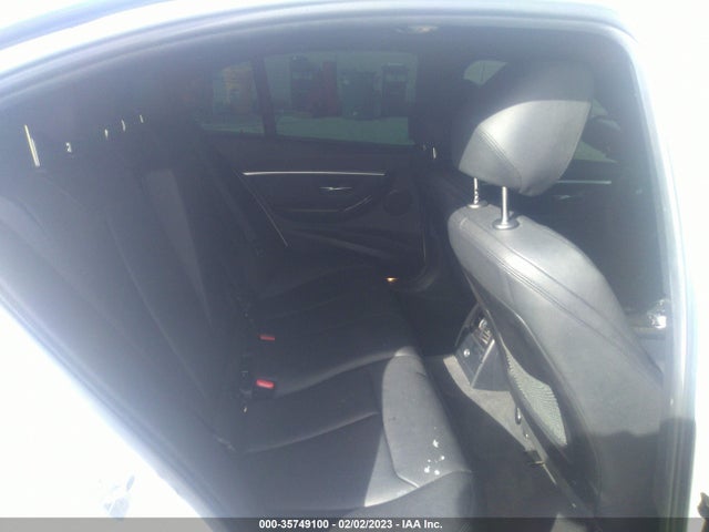 BMW 3 Series 2016 WBA8E9G50GNT46330 Image 9