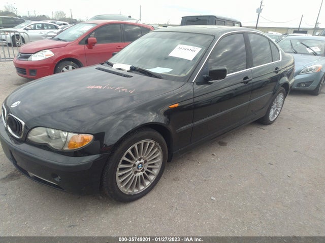BMW 3 Series 330xi 2003 WBAEW534X3PG22732 Image 2