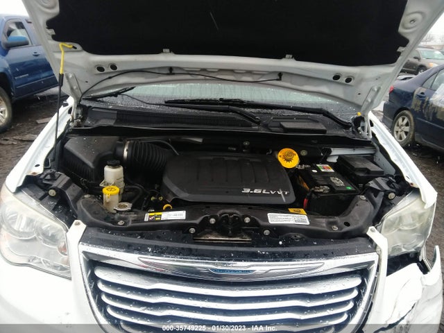 2C4RC1BG8ER192036 Chrysler Town & Country Touring