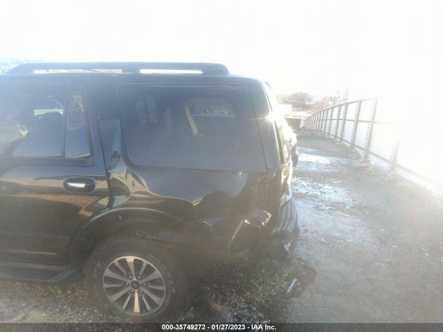 2017 Ford Expedition, VIN: 1FMJU1JT5HEA17961