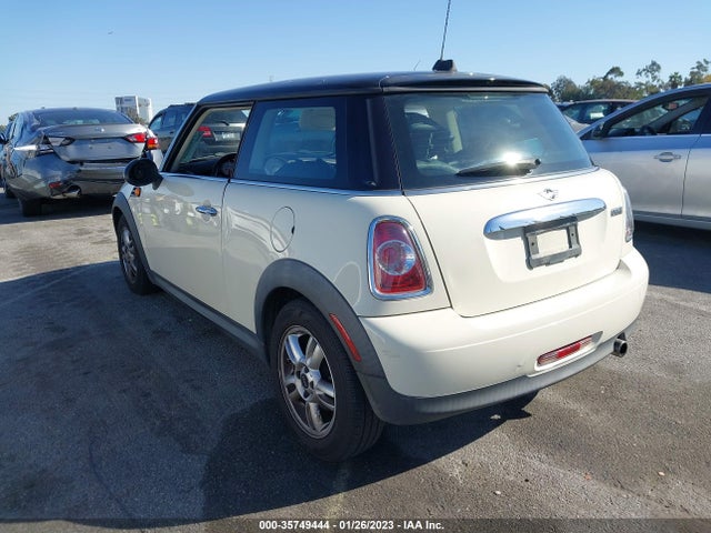 WMWSU3C57BT092261 Mini COOPER HARDTOP