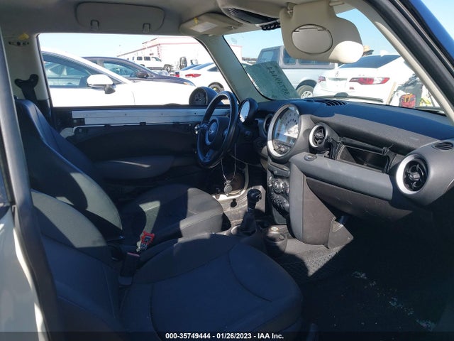 WMWSU3C57BT092261 Mini COOPER HARDTOP