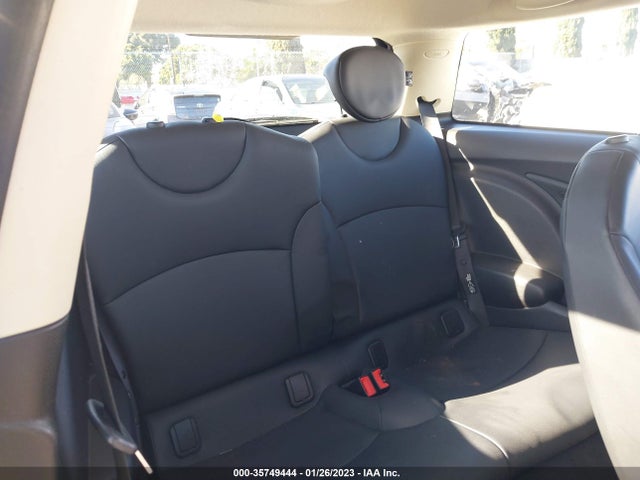 WMWSU3C57BT092261 Mini COOPER HARDTOP