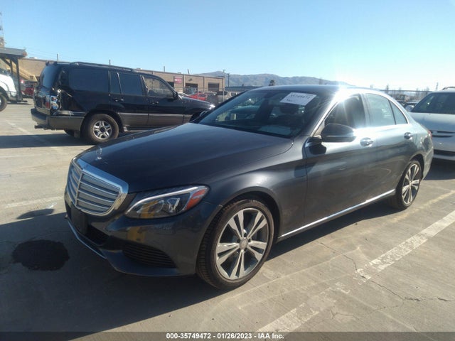 55SWF4JB5FU070053 Mercedes-Benz C-class C 300