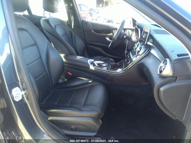 55SWF4JB5FU070053 Mercedes-Benz C-class C 300