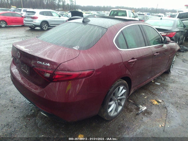 2017 Alfa Romeo Giulia, VIN: ZARFAEDN1H7558006