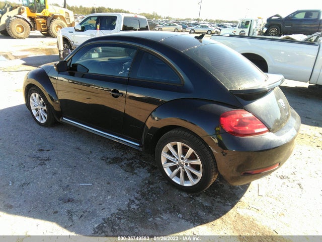 2017 Volkswagen Beetle, VIN: 3VWJ17AT4HM612453