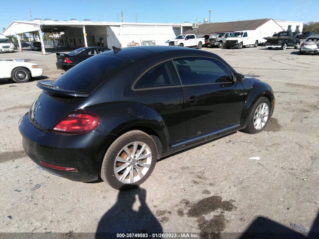 2017 Volkswagen Beetle, VIN: 3VWJ17AT4HM612453