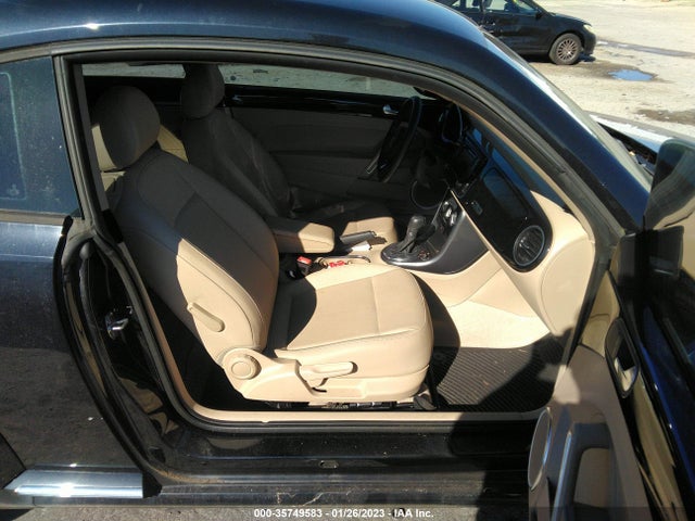 2017 Volkswagen Beetle, VIN: 3VWJ17AT4HM612453