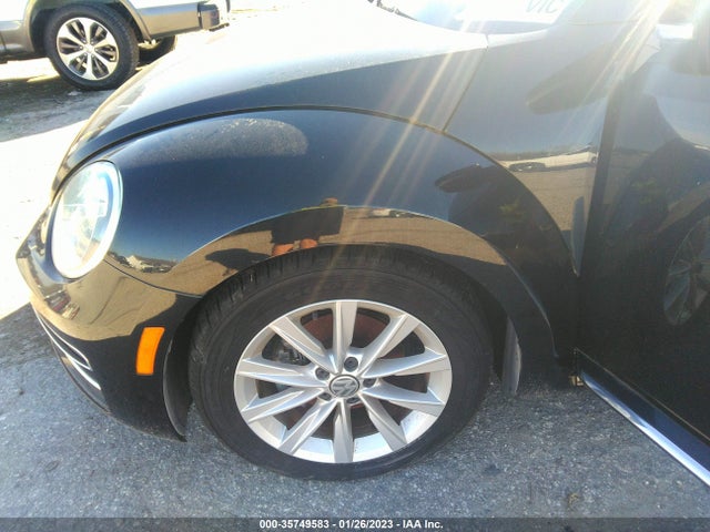 2017 Volkswagen Beetle, VIN: 3VWJ17AT4HM612453