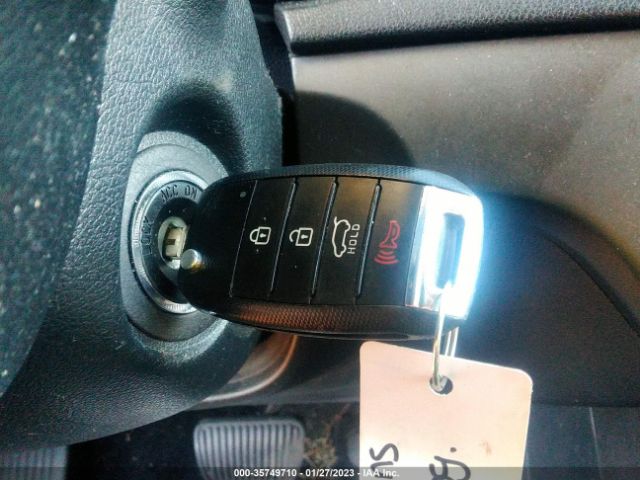 KNDPMCAC4K7561390 KIA Sportage Lx