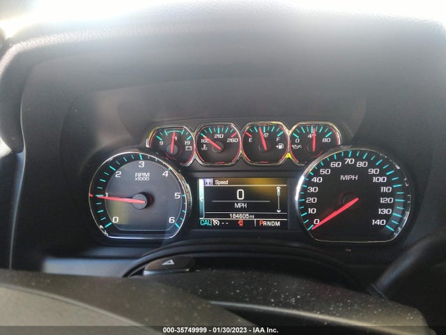 2016 Chevrolet Suburban, VIN: 1GNSKHKC3GR231092