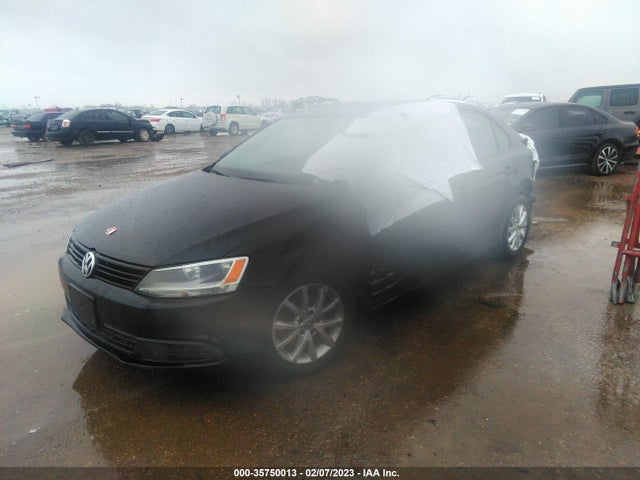 3VWDX7AJ8CM347362 Volkswagen Jetta Sedan Se W