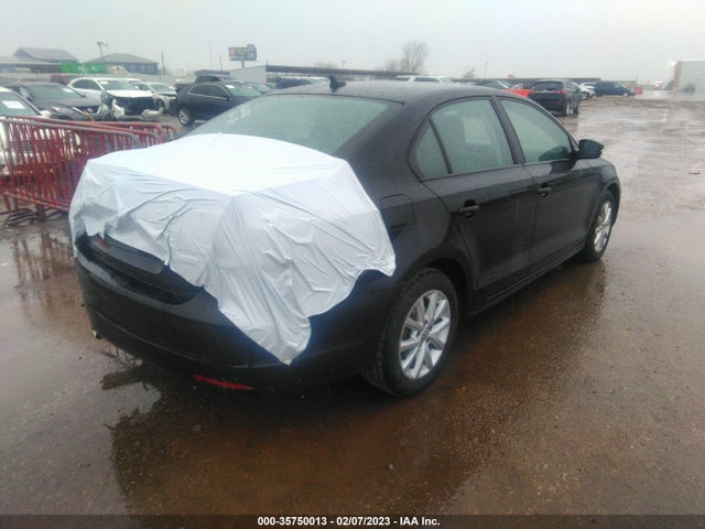 3VWDX7AJ8CM347362 Volkswagen Jetta Sedan Se W