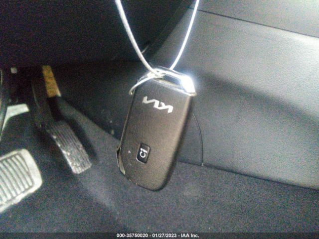 KNDJ53AU1P7848611 KIA Soul Gt-line