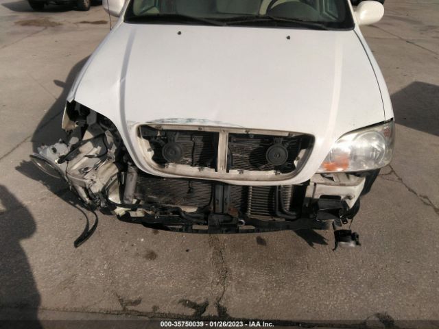 KNDUP132156685663 KIA Sedona Lx/ex