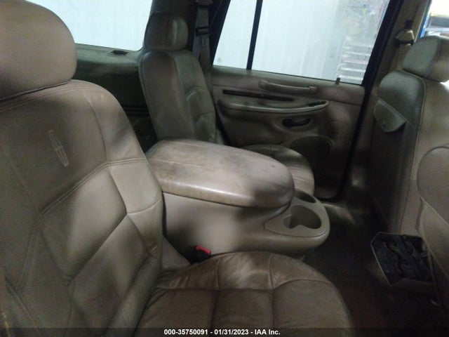Lincoln Navigator 2002 5LMFU28R82LJ11080 Image 9