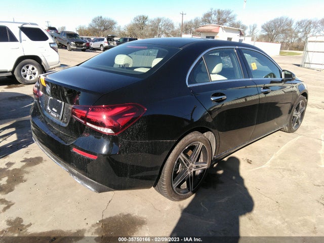 W1K3G4EB4NJ364715 Mercedes-Benz A-class A 220