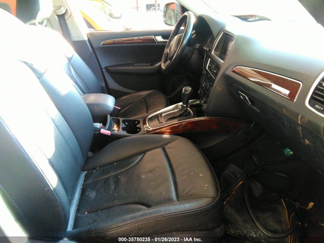 WA1CFAFP4CA082281 Audi Q5 2.0t Premium