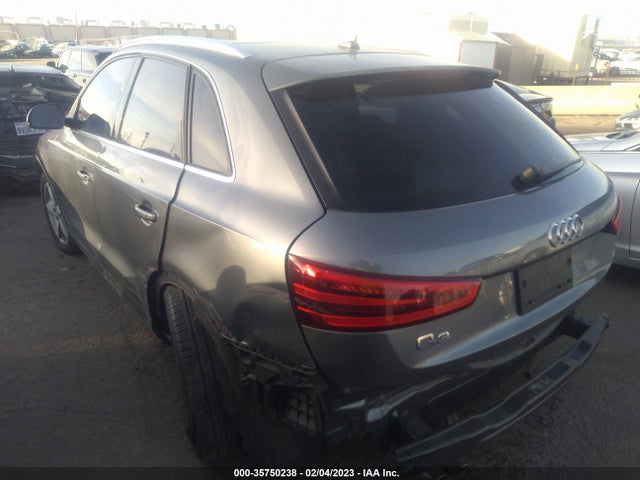 WA1BFCFS9FR007495 Audi Q3 2.0t Premium Plus