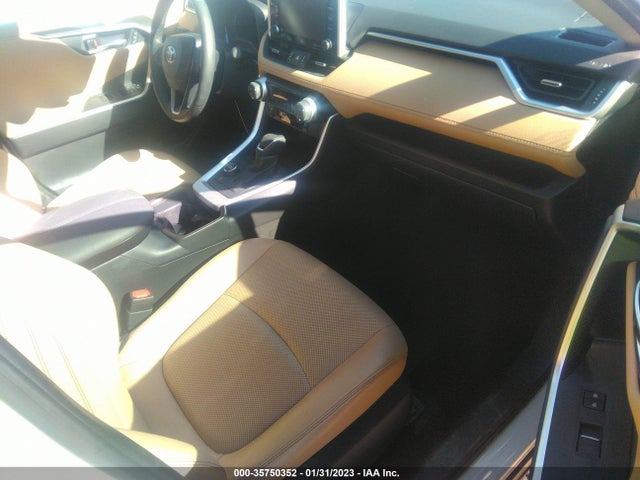 Toyota RAV4 2021 JTMD6RFV7MJ007499 Image 5