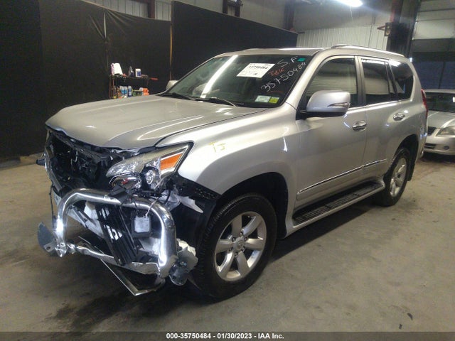 Lexus GX 460 2012 JTJBM7FX1C5037914 Image 2