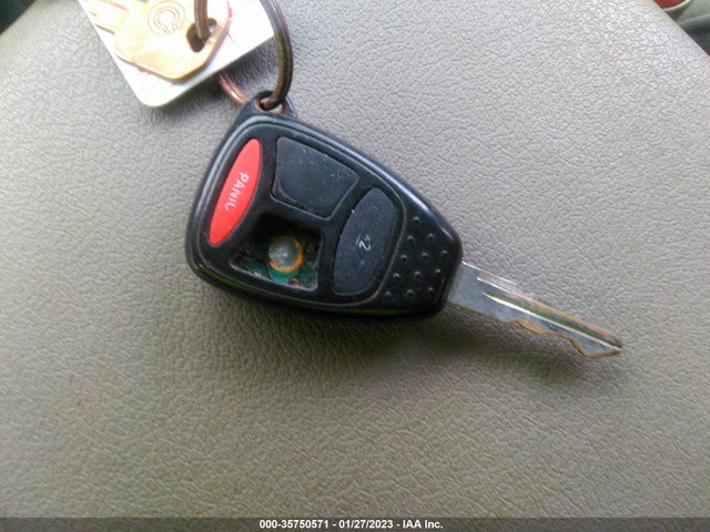 Jeep Grand Cherokee Laredo 2005 1J4GS48K95C704395 Image 3