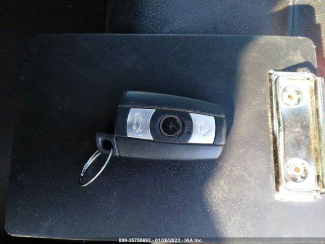 WBAVB13506KX37285 BMW 3 Series 325i