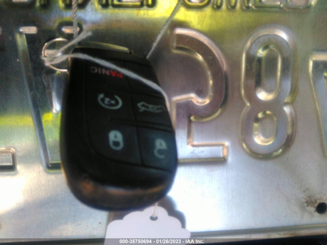 2C3CCAEG2HH571064 Chrysler 300 300c
