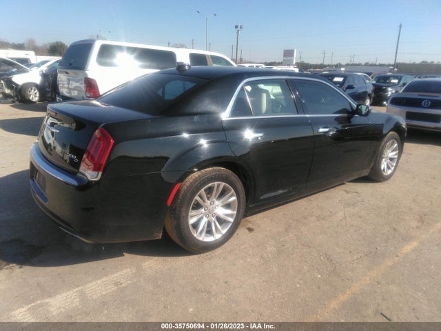 2C3CCAEG2HH571064 Chrysler 300 300c