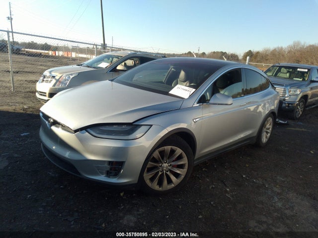 2016 Tesla Model X, VIN: 5YJXCBE48GF000207
