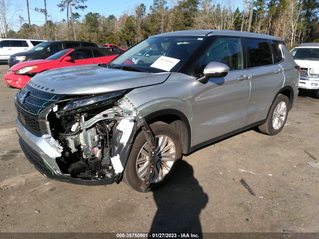 JA4J3TA88NZ014906 Mitsubishi Outlander Es