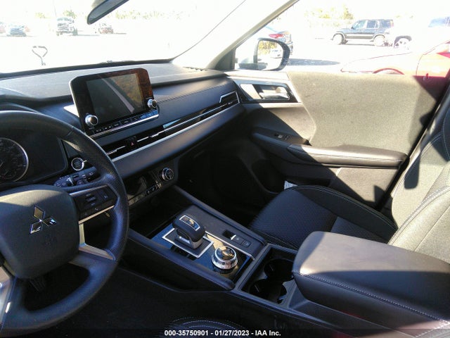 JA4J3TA88NZ014906 Mitsubishi Outlander Es