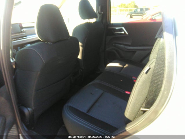 JA4J3TA88NZ014906 Mitsubishi Outlander Es