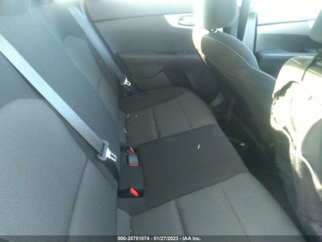 3KPF24AD0NE427299 KIA FORTE FE