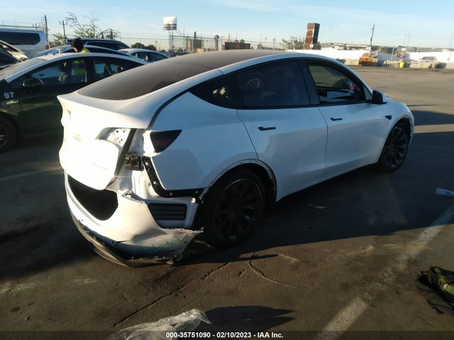 Tesla Model Y Long Range 2021 5YJYGDEE1MF158509 Image 6