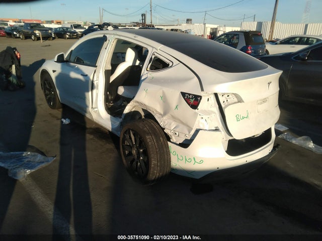 Tesla Model Y Long Range 2021 5YJYGDEE1MF158509 Image 8