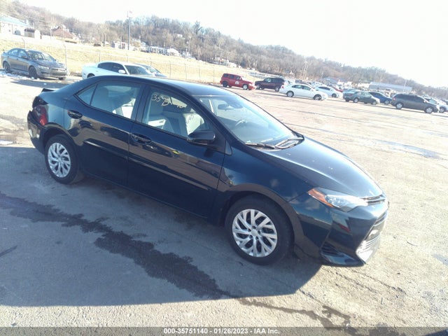 2018 Toyota Corolla, VIN: 5YFBURHE4JP775622