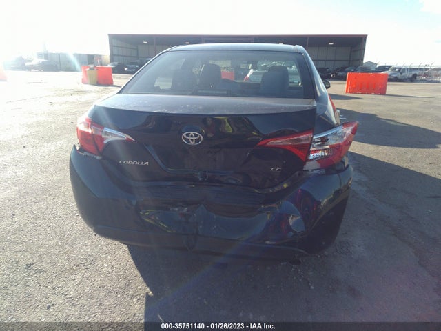 2018 Toyota Corolla, VIN: 5YFBURHE4JP775622