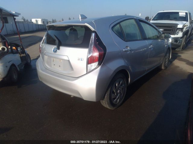 JTDKDTB37G1118282 Toyota Prius C One