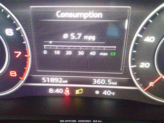 WA1BNAFY1J2081054 Audi Q5 Premium Plus