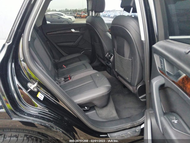 WA1BNAFY1J2081054 Audi Q5 Premium Plus